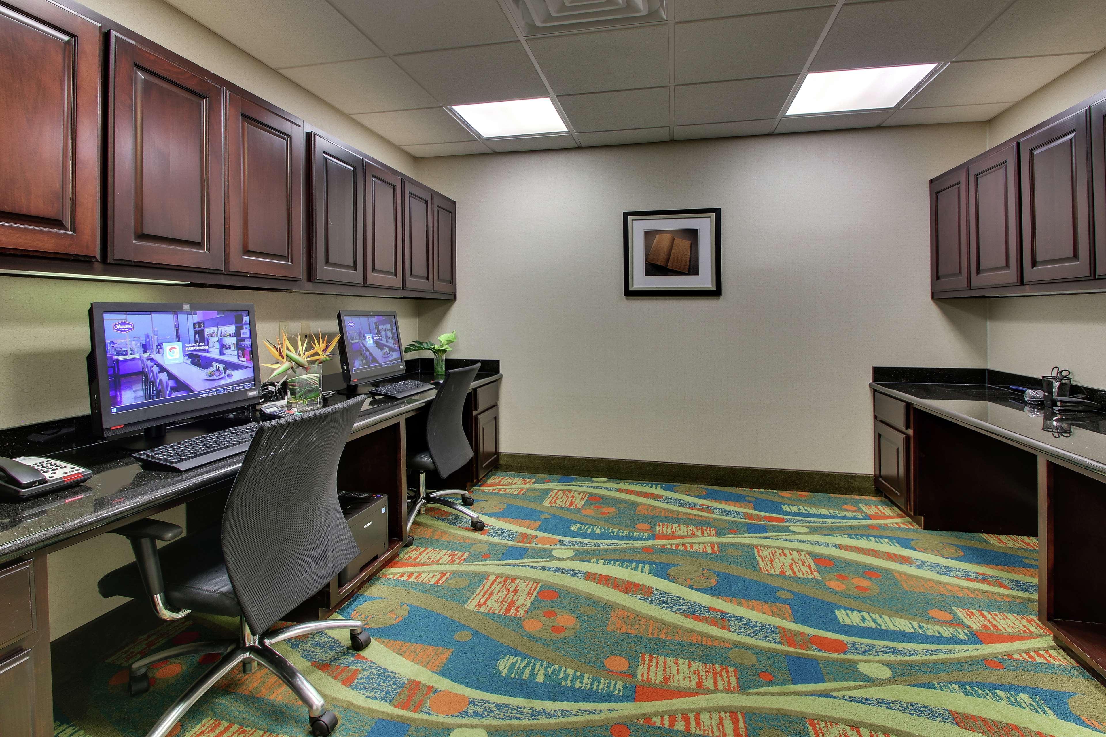 Hampton Inn Vernon Extérieur photo