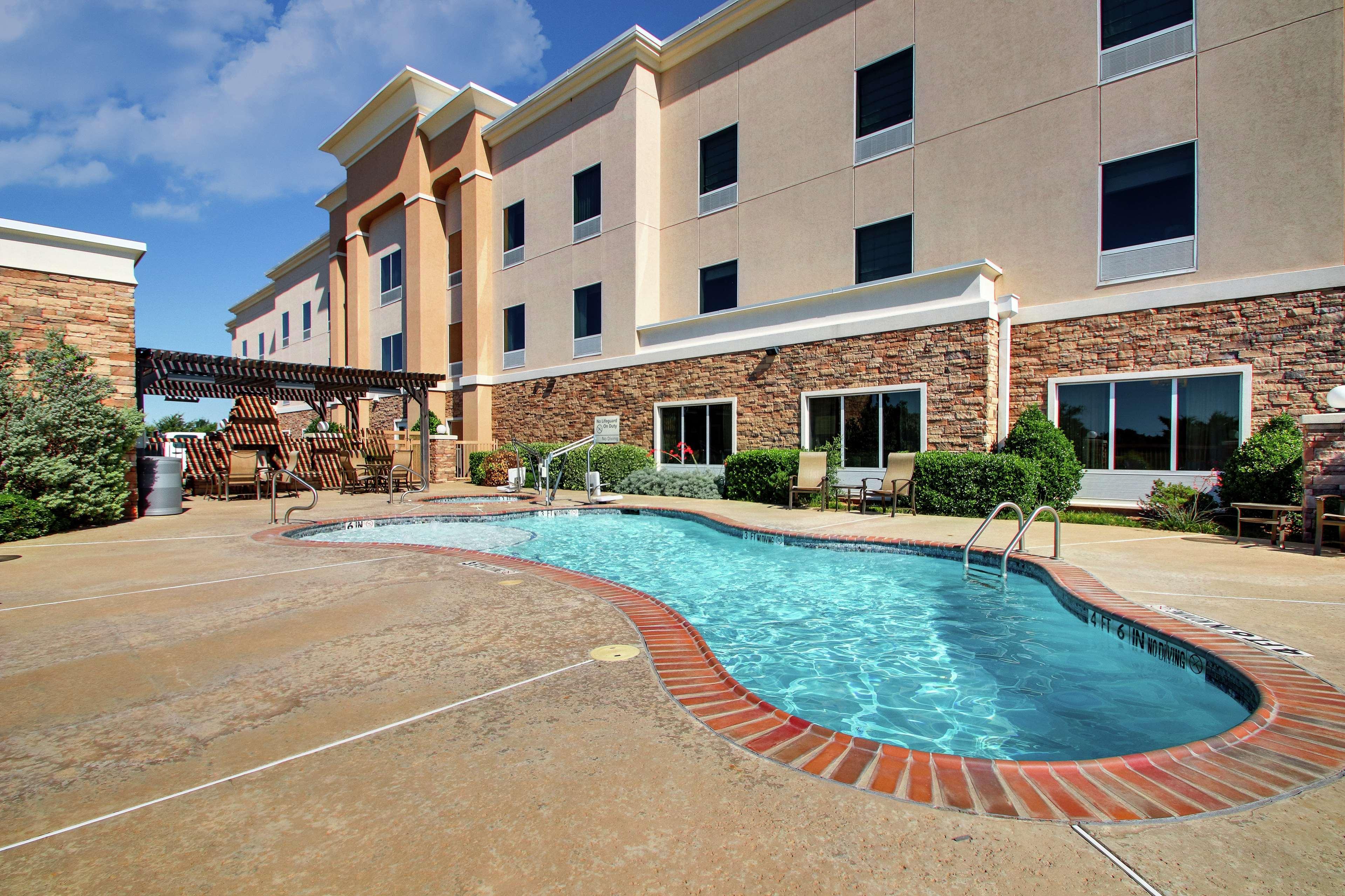 Hampton Inn Vernon Extérieur photo