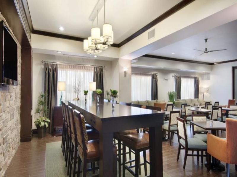 Hampton Inn Vernon Extérieur photo